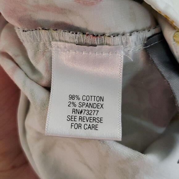 Disney Alice in Wonderland Through The Looking Glass Floral Print Women's Pants - Picture 12 of 13